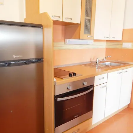 Apartament Andrea *