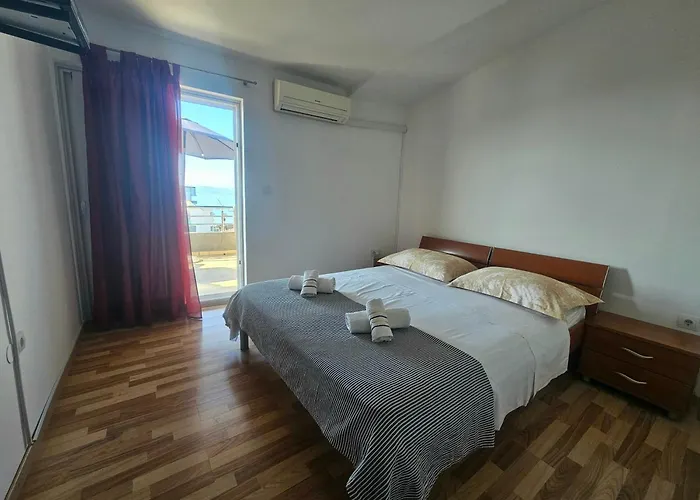 Andrea Apartman *