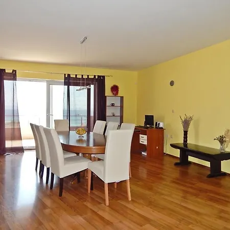 Andrea 아파트